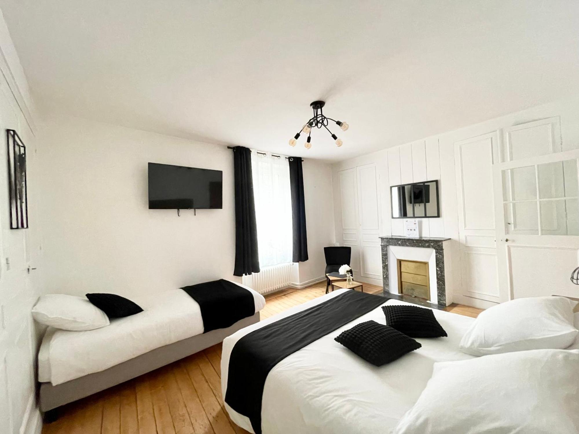 La Demeure Des Hotes 10 Minutes De Bed & Breakfast Couilly-Pont-aux-Dames